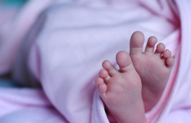 Nacimiento de un bebé sin rostro abre escándalo de negligencia en Portugal